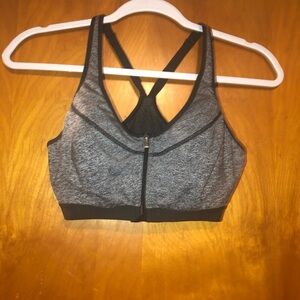 𝅺Victoria secret gray zip front  sports bra vsx 34c